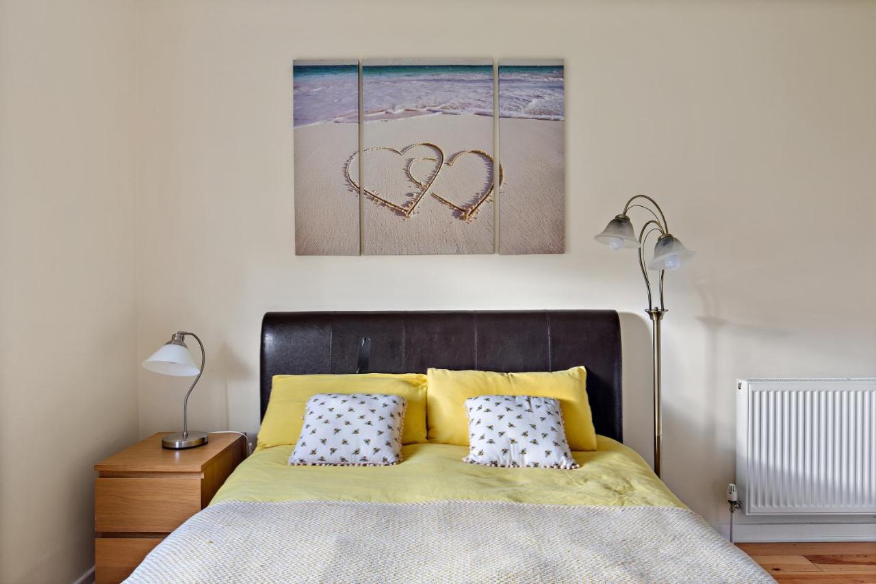 Cosy 2-Bdr Apartment & 15 Minutes To Edinburgh By Train & Free Parking Prestonpans Bagian luar foto